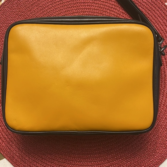 Coach terrain clutch - Picture 2 of 8